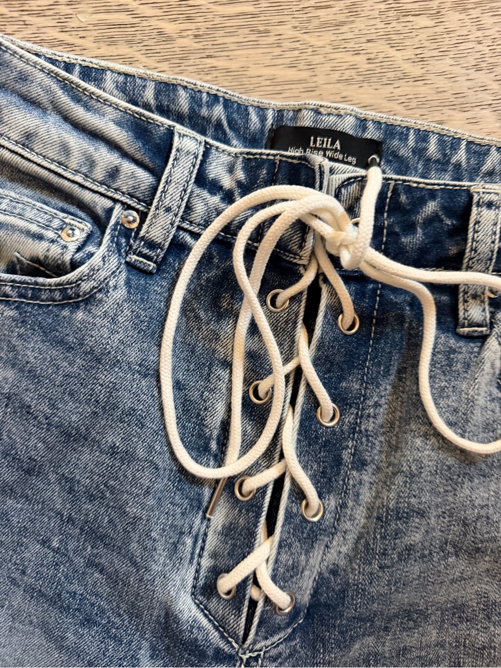 True Religion Leila High Rise Wide Leg Lace-Up Front Blue Washed Jeans - Picture 3 of 8